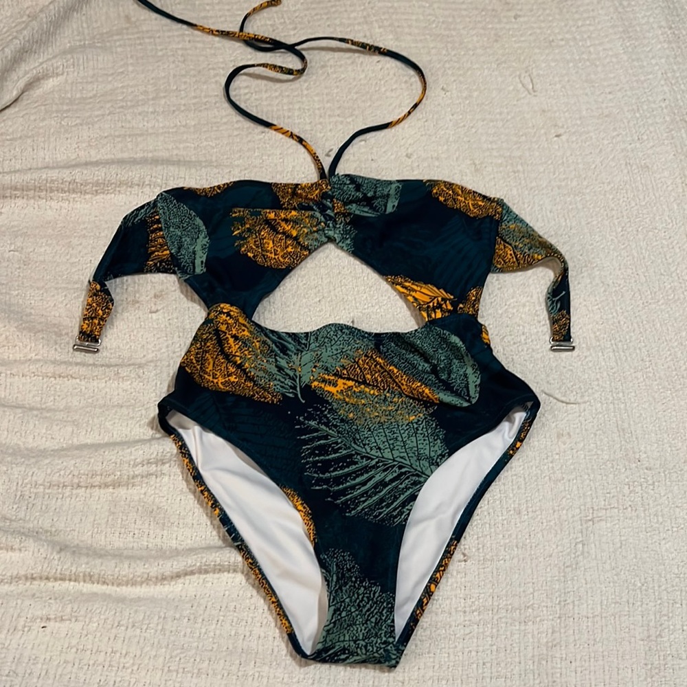 Keyhole cupshe haltwr monokini